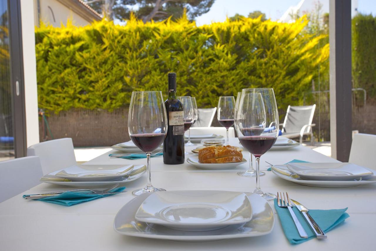 Villa Alicemar Beach Port de Alcudia  ภายนอก รูปภาพ